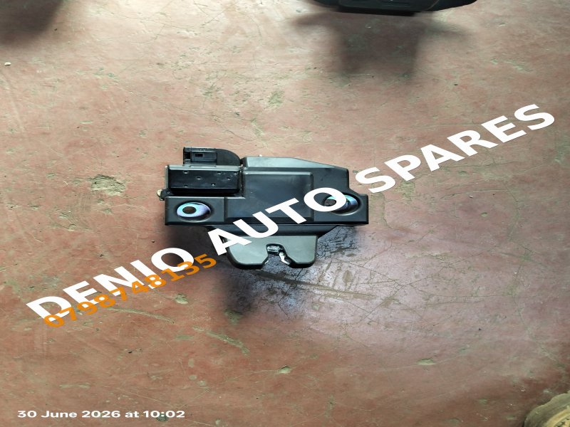 Toyota Axio Boot Lock