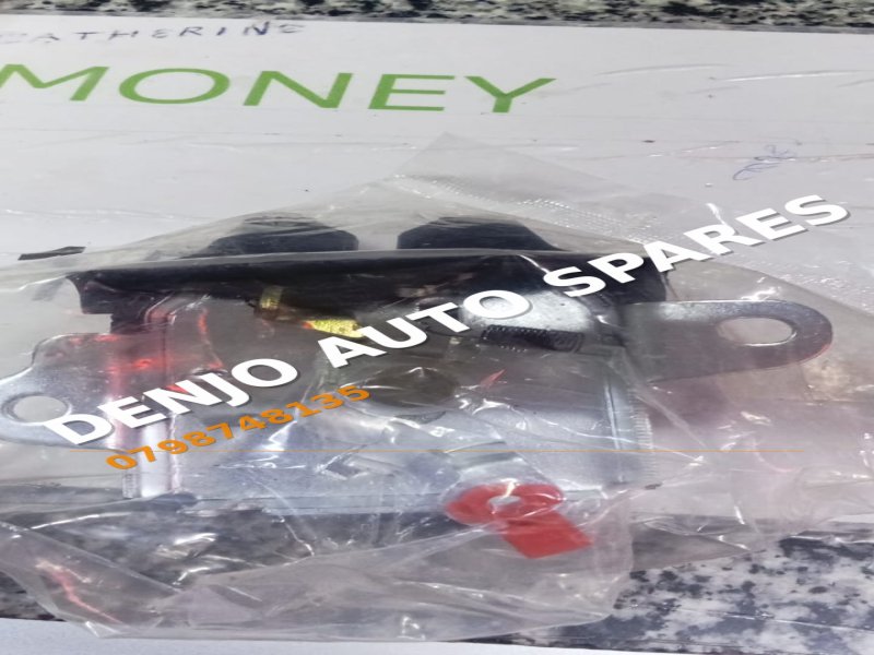 Toyota ae 91 boot lock
