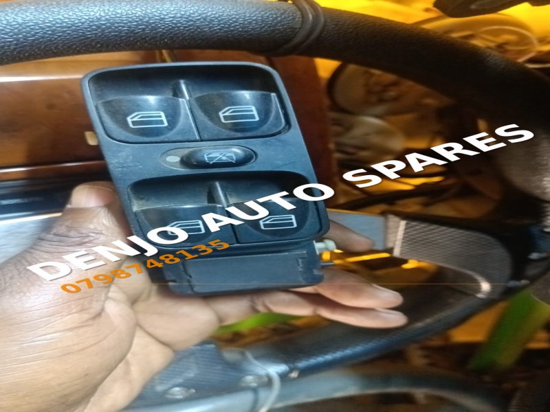 Mercedes Benz C-Class Main Switch